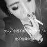情侣偷上千个公仔